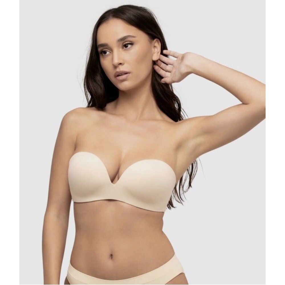 Underoutfit The No Strings Attached Bra 1248 Size S, Sand Wireless Strapless NWT